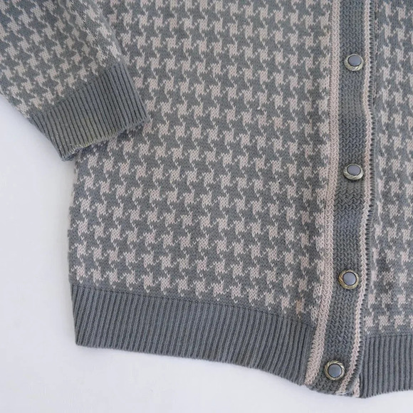 Vintage Excelsior Grey  and Pink-Cream Houndstooth Cardigan - Picture 9 of 12